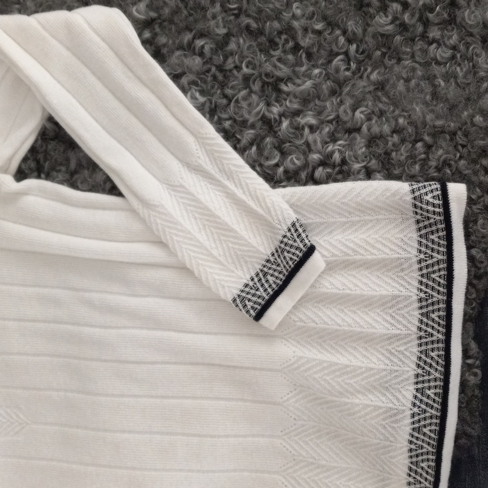 Pendleton linen and cotton blend sweater - Picture 4 of 10
